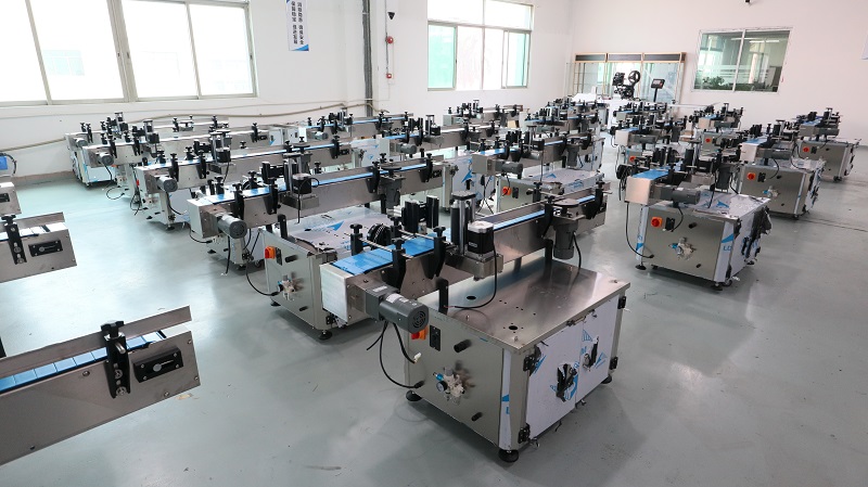 多標頭貼標機,貼標機,全自動(dòng)貼標機