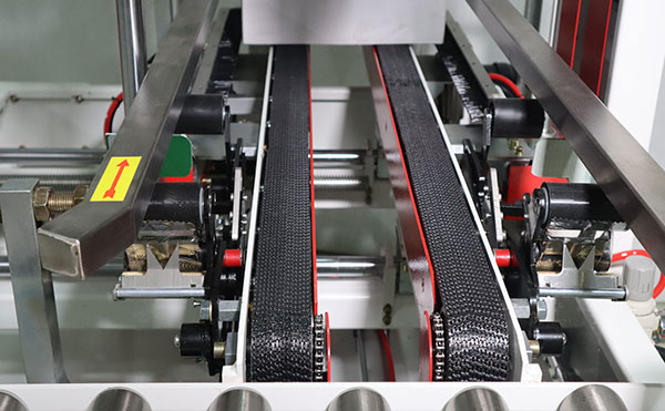 紙箱自動(dòng)封箱機,封箱機,紙箱包裝機